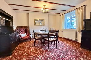 29' Lounge/Dining Room- click for photo gallery